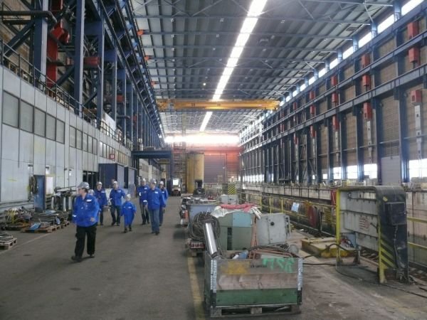 Visiting the large covered dock