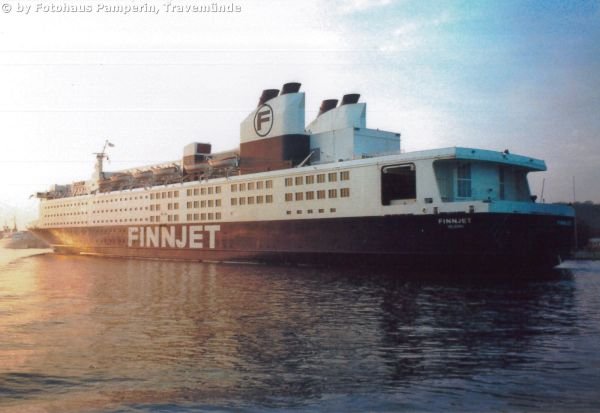 Picture was taken in 8/77.