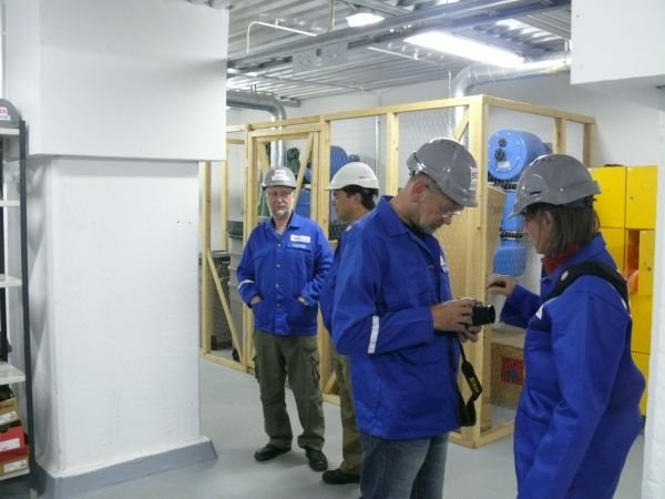 Fitting out with jacket, helmet,shoes and goggles...